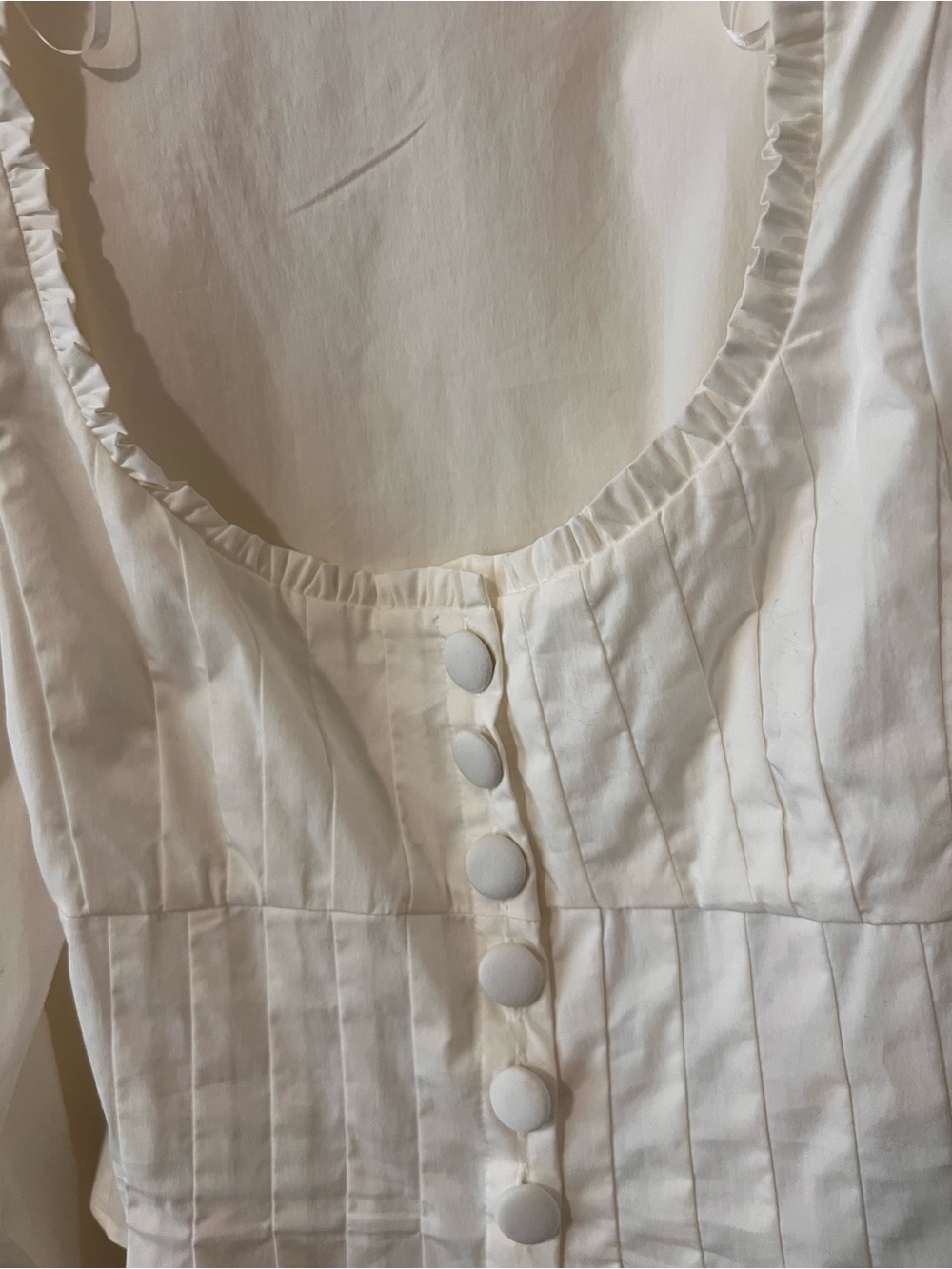 White Puff-Sleeve Button Front Top - Picture 2 of 4